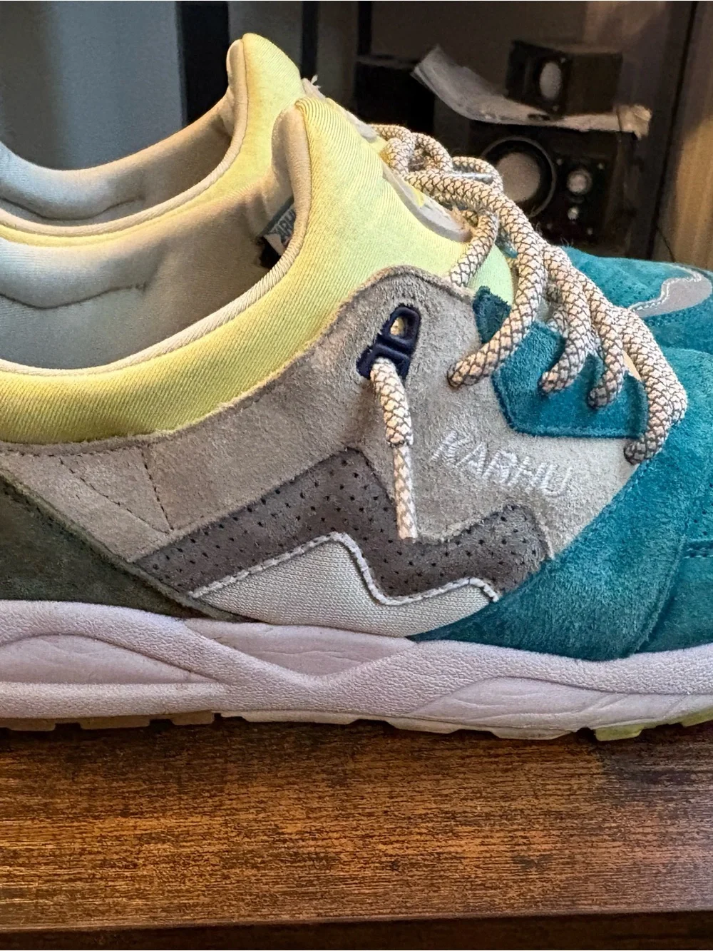 Men’s Karhu Aria 95 - size 11 - rope laces